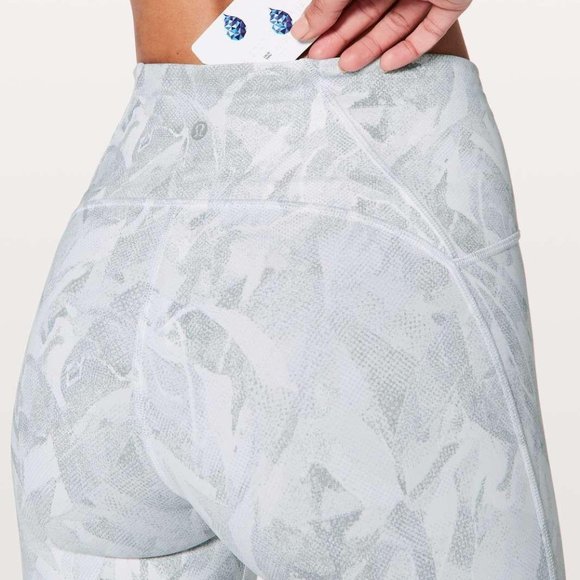 🚫SOLD🚫Lululemon Train Times 7/8 Pant * 25″ Jasmi - Picture 4 of 9